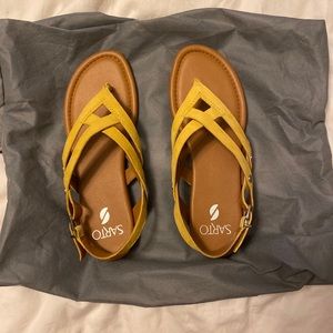 NWOT Franco Sarto Gretchen Strappy Sandals